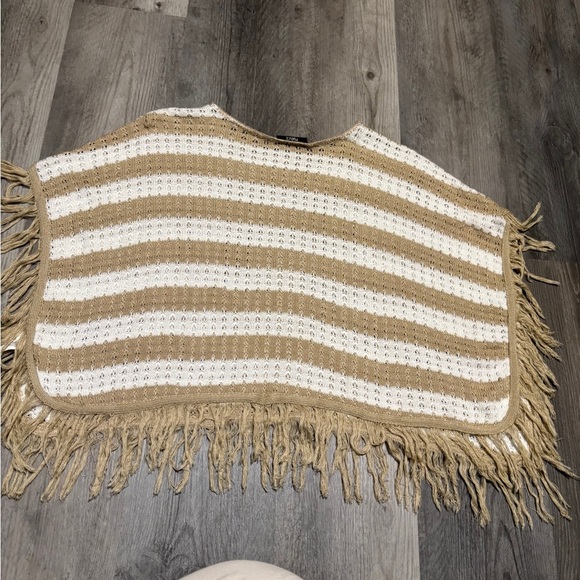 Rue 21: Striped Fringe Knit Poncho One Size - Picture 7 of 8